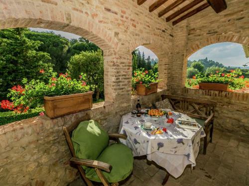 Hostal Holiday Home La Logetta Montepulciano