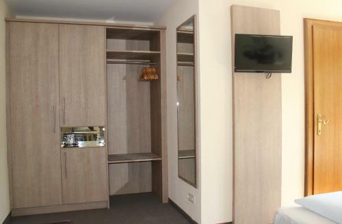 Hostal Gasthof Alfenz
