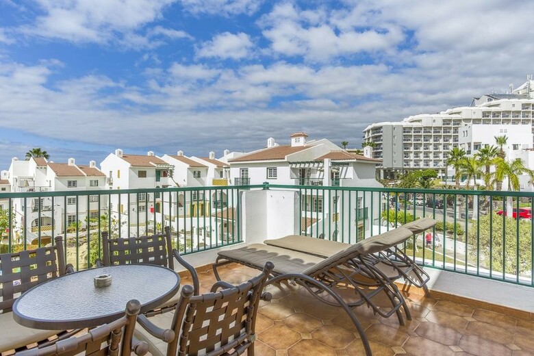 Apartamentos Sunset Harbour Club