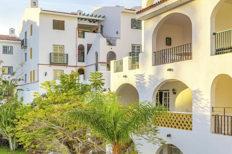 Apartamentos Sunset Harbour Club