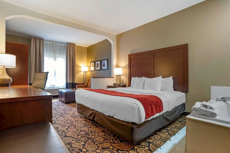 Hotel Comfort Suites Mobile East Bay