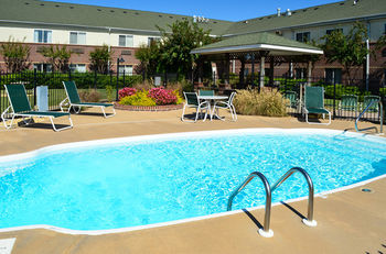 Hotel Home-towne Suites Decatur