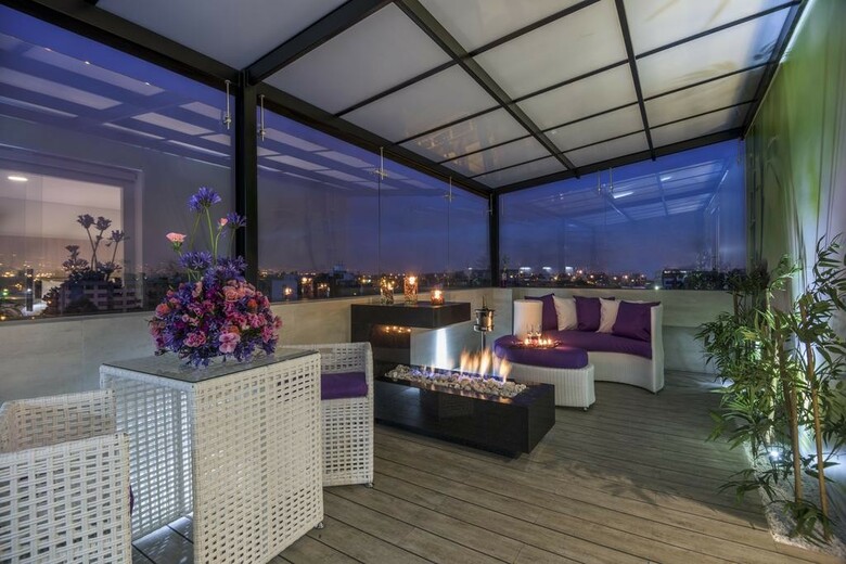 Hotel Black Tower Premium