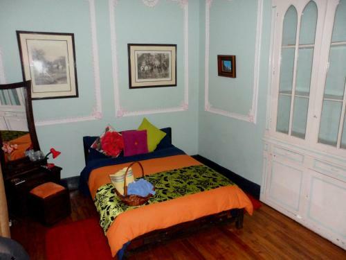 Hostal Zohar Hostel