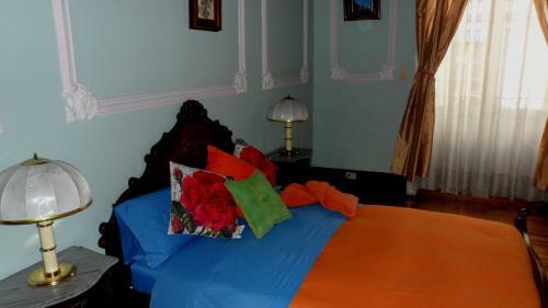 Hostal Zohar Hostel