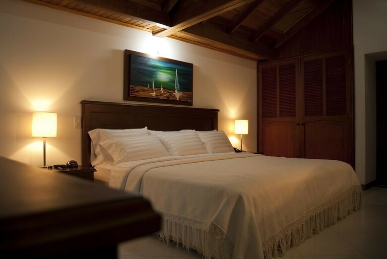 Blu Inn Hotel