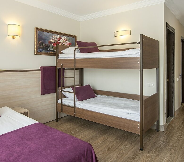 Hotel Crystal Aura Beach Resort & Spa