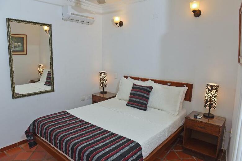 Hotel Los Patios Hostel