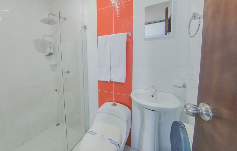 Azu�n Suites Hotel