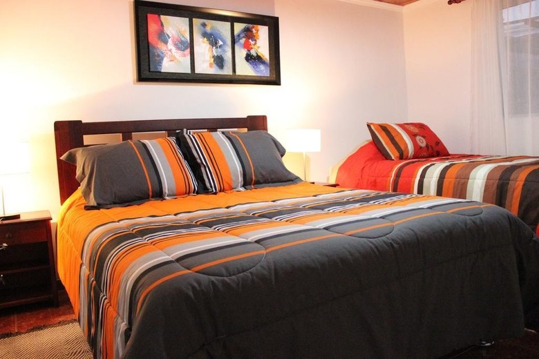 Hostal Tierra Noble Bed & Breakfast