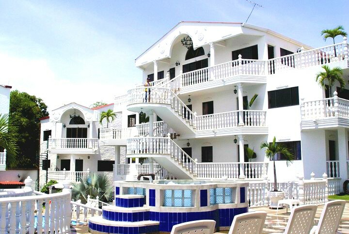 Hotel Anamichu Suites