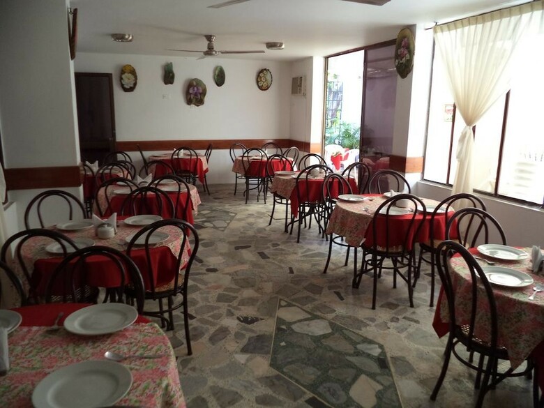Hotel Mar Azul Inn