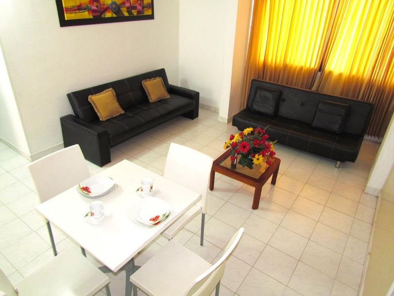 Apartamentos Jazm�n - 2 Hab - Smr183a