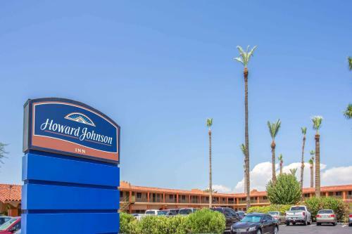 Motel Howard Johnson Airport Downtown