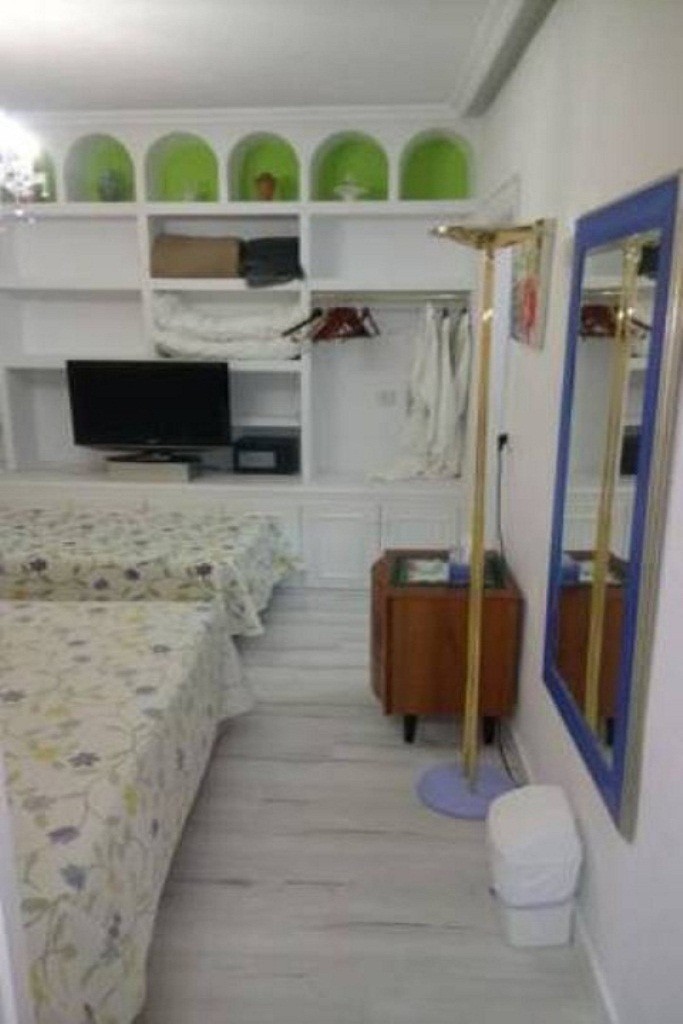 Hostal Guesthouse Alicante