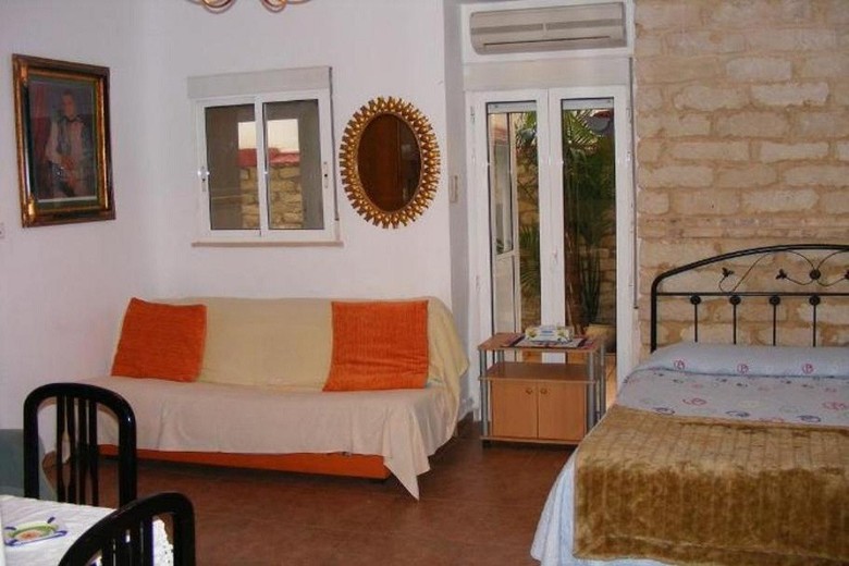 Hostal Guesthouse Alicante