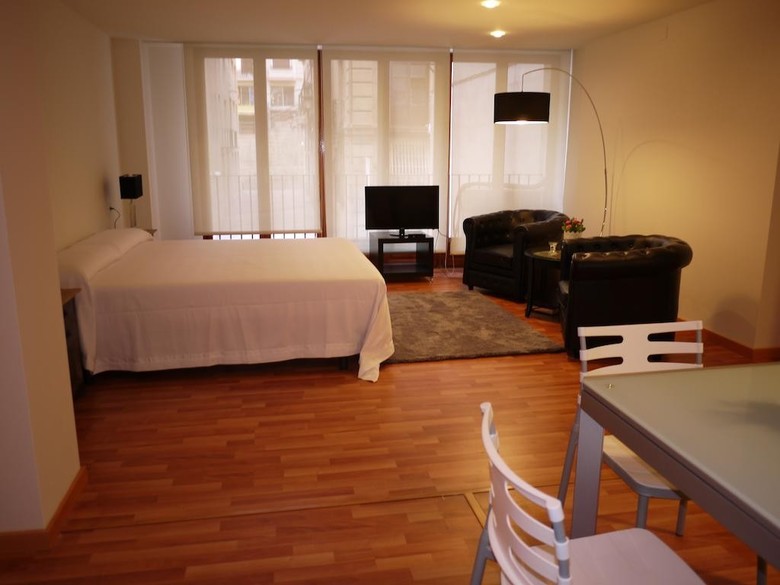 La Portuguesa Apartments