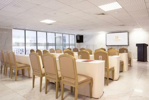 Luxury Inkari Hotel