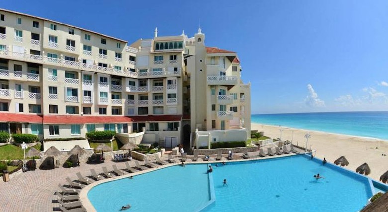 Bsea Cancun Plaza Hotel