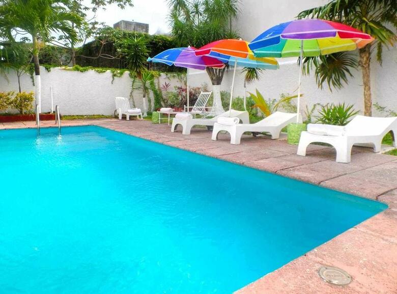 Hotel Ikaro Suites Cancun