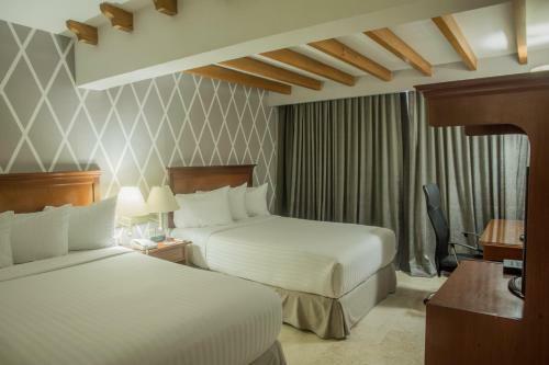 Capital Plaza Hotel