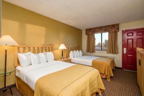 Hotel Rodeway Inn