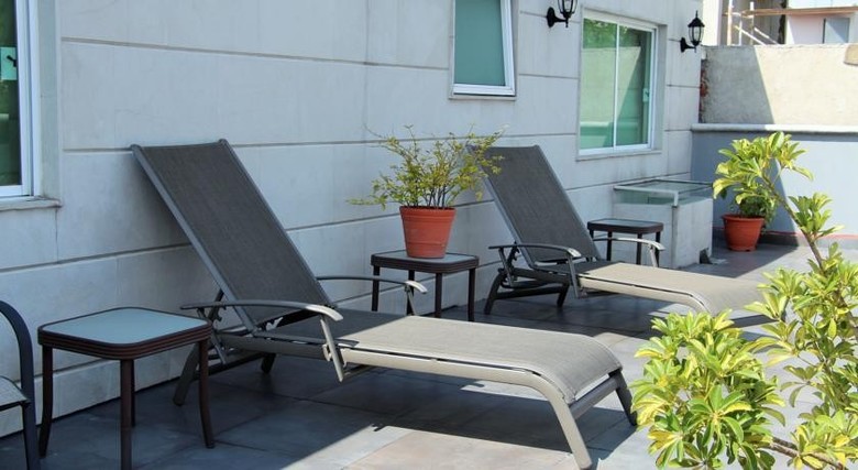 Aparthotel Suites Aristoteles 140