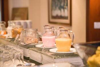 Aparthotel Los Tallanes Hotel & Suites