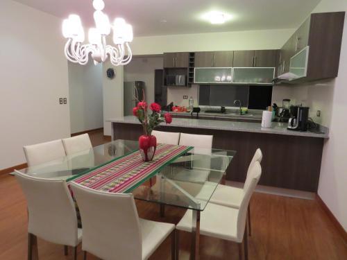 Spacious Apartment In Miraflores