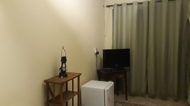 Hostal Pousada West