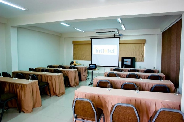 Hotel Intiotel