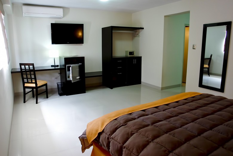 Hotel Intiotel