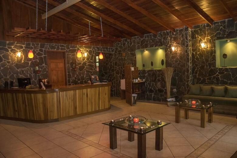 Hotel El Establo