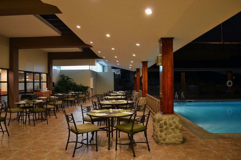 Hotel Crowne Plaza Corobici