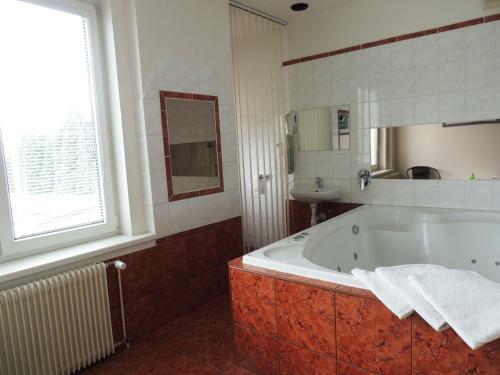 Hostal Pension Bart�k