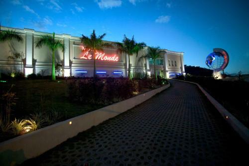 Hotel Motel Le Monde - Adults Only