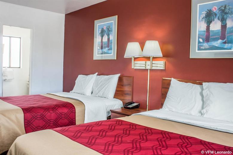 Hotel Econo Lodge University