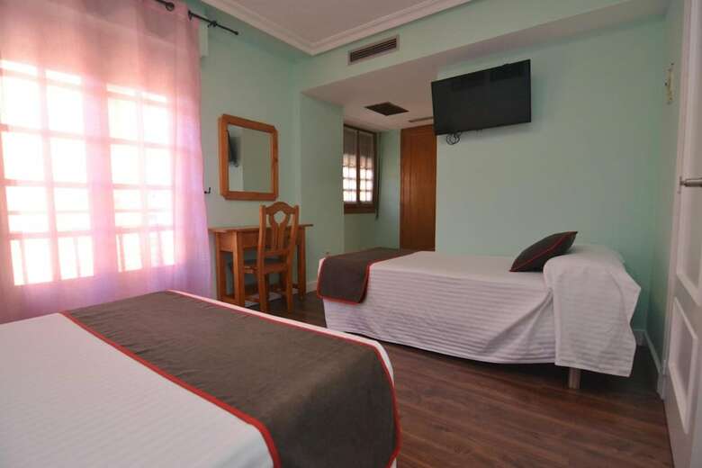 Hotel Hoster�a El Bodeg�n De Gredos