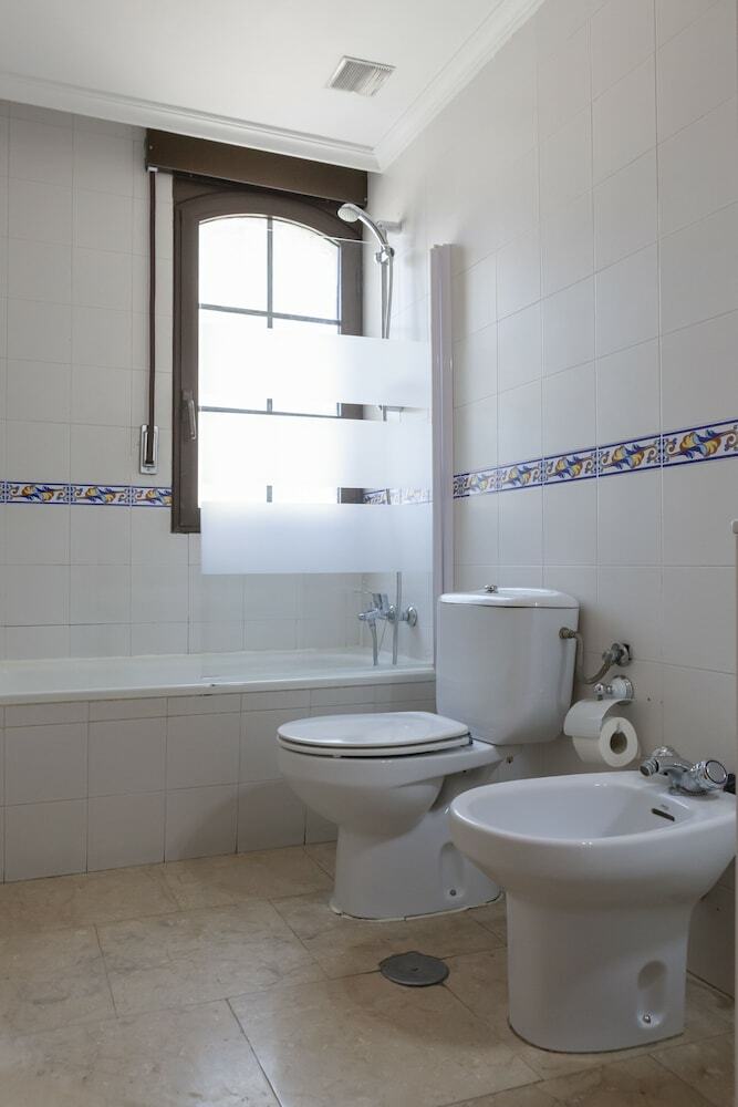 Hotel Hoster�a El Bodeg�n De Gredos