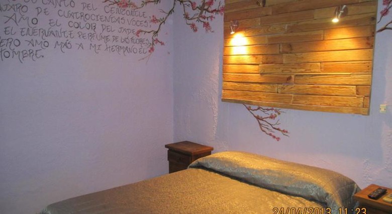 Hotel Posada De La Media Luna