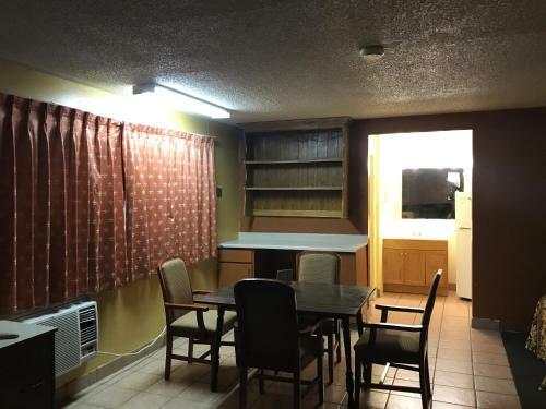 Regalodge Motel