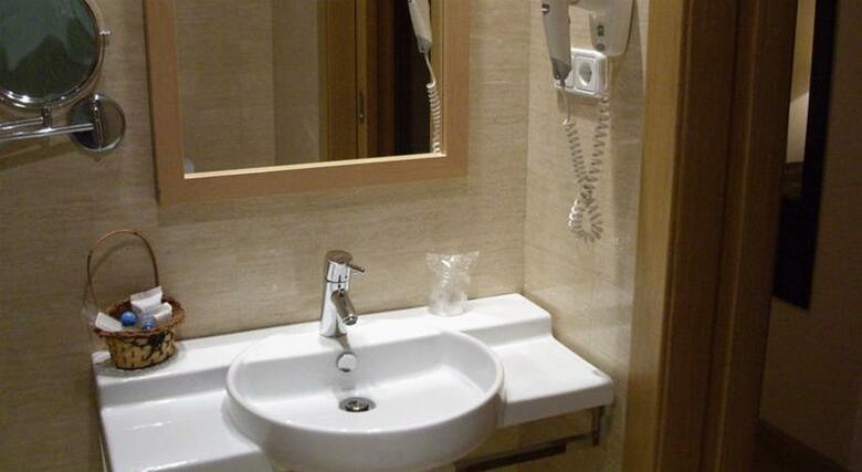 Tch Hotel