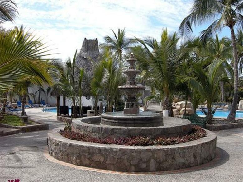 Hotel & Suites El Moro