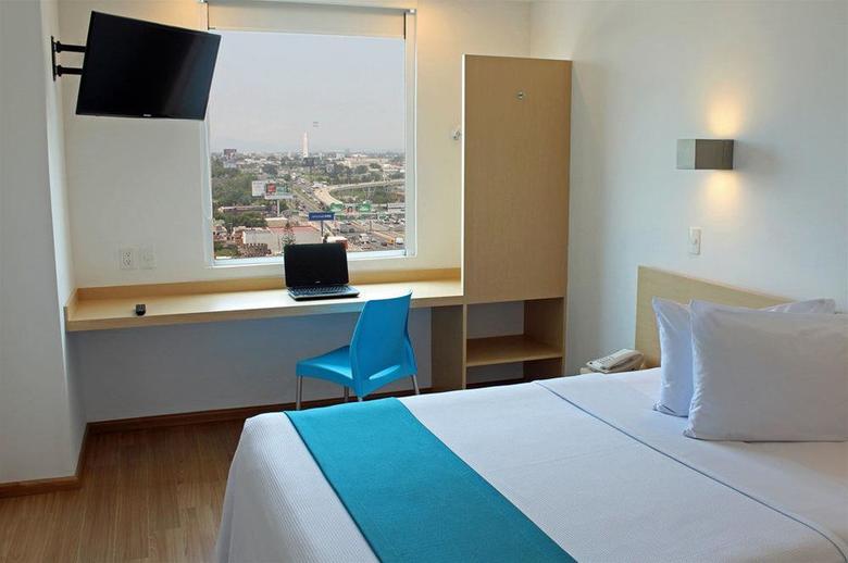 Hotel One Leon Poliforum