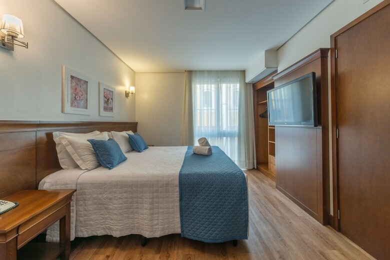 Encantos Charme Hotel