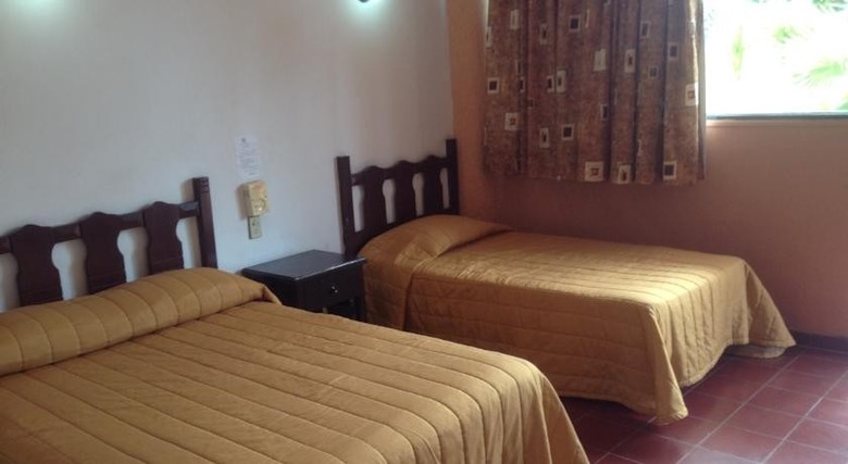 Hotel Las Jacarandas