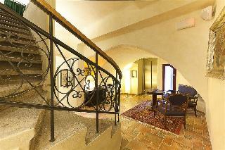 Hotel Kr?�n?v D?m