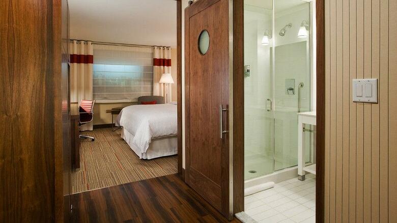 Clarion Hotel Medical Center
