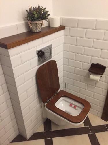 Hostal Pension Wok