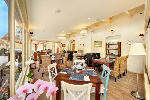 Hostal Pension Hotel Belarie